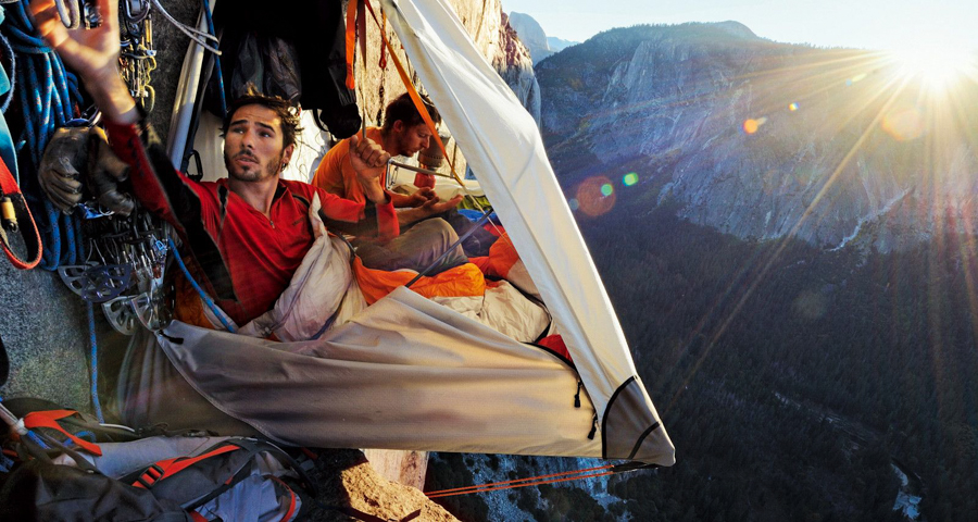 1_Extreme mountain camping
