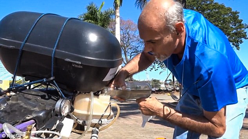 This motorcycle can travel 500 kilometres on a single litre of water