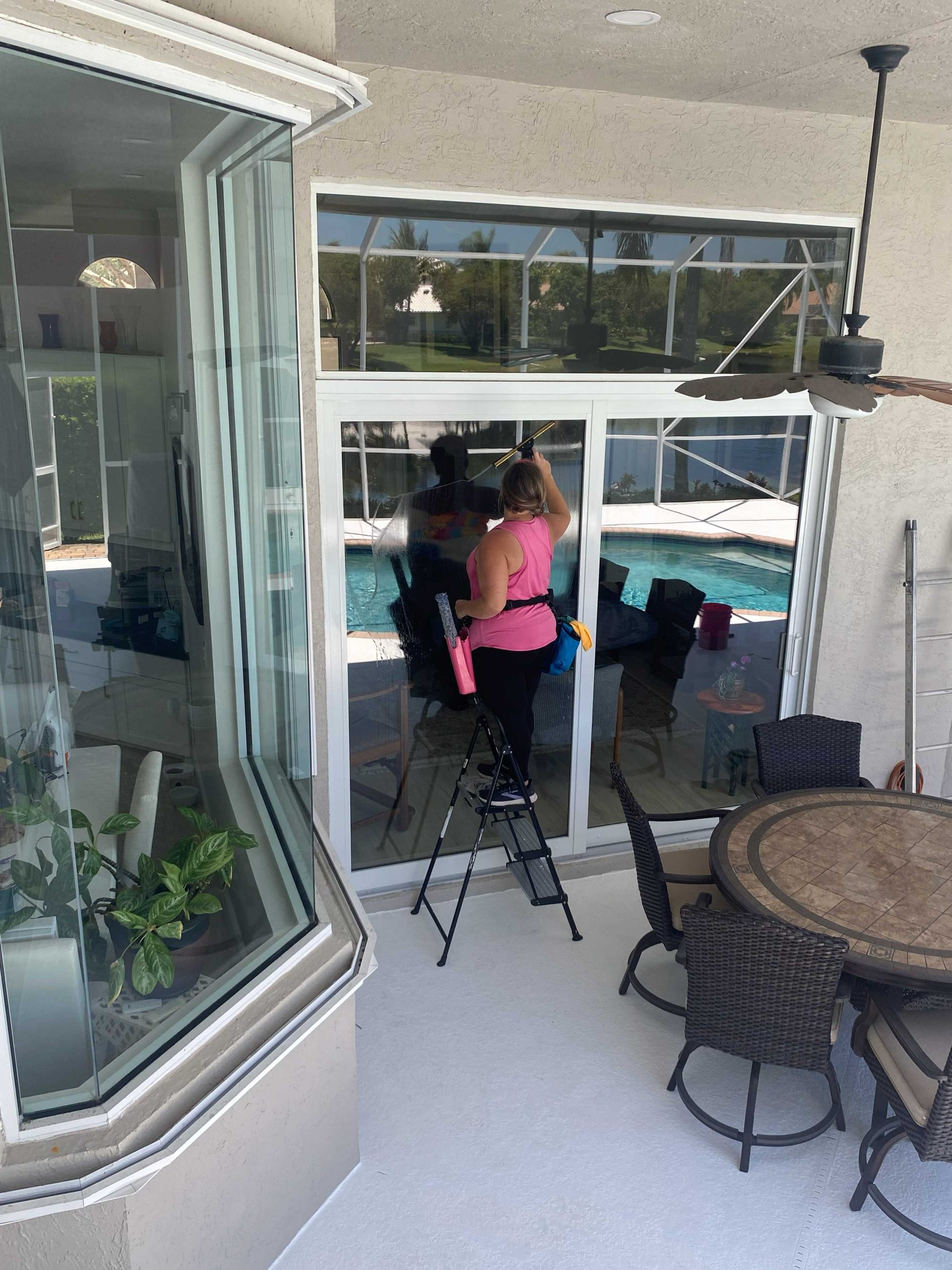 TNTWindowCleaningreachinghighwindows - Toni Landers