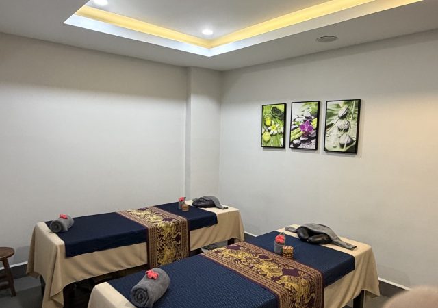 cholsa spa couple treatment room phnom penh - Cholsa Spa